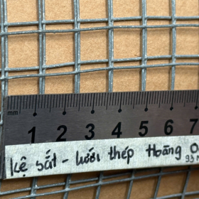 Lưới chì chống rỉ sét khổ 1M và 1M2 tính theo 1M tới - Ô 1 phân 2 